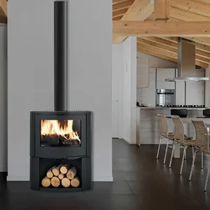 Poêle à bois en fonte SUPRA Pacco sur bûcher 10 kW